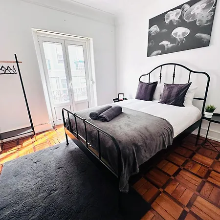 New Flat Da Horta, Location Hostel *