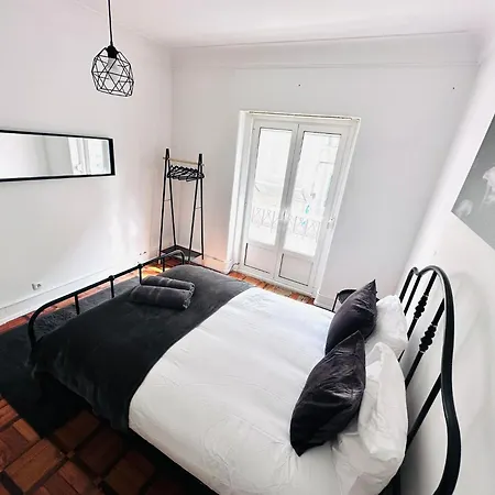 New Flat Da Horta, Location Hostel *